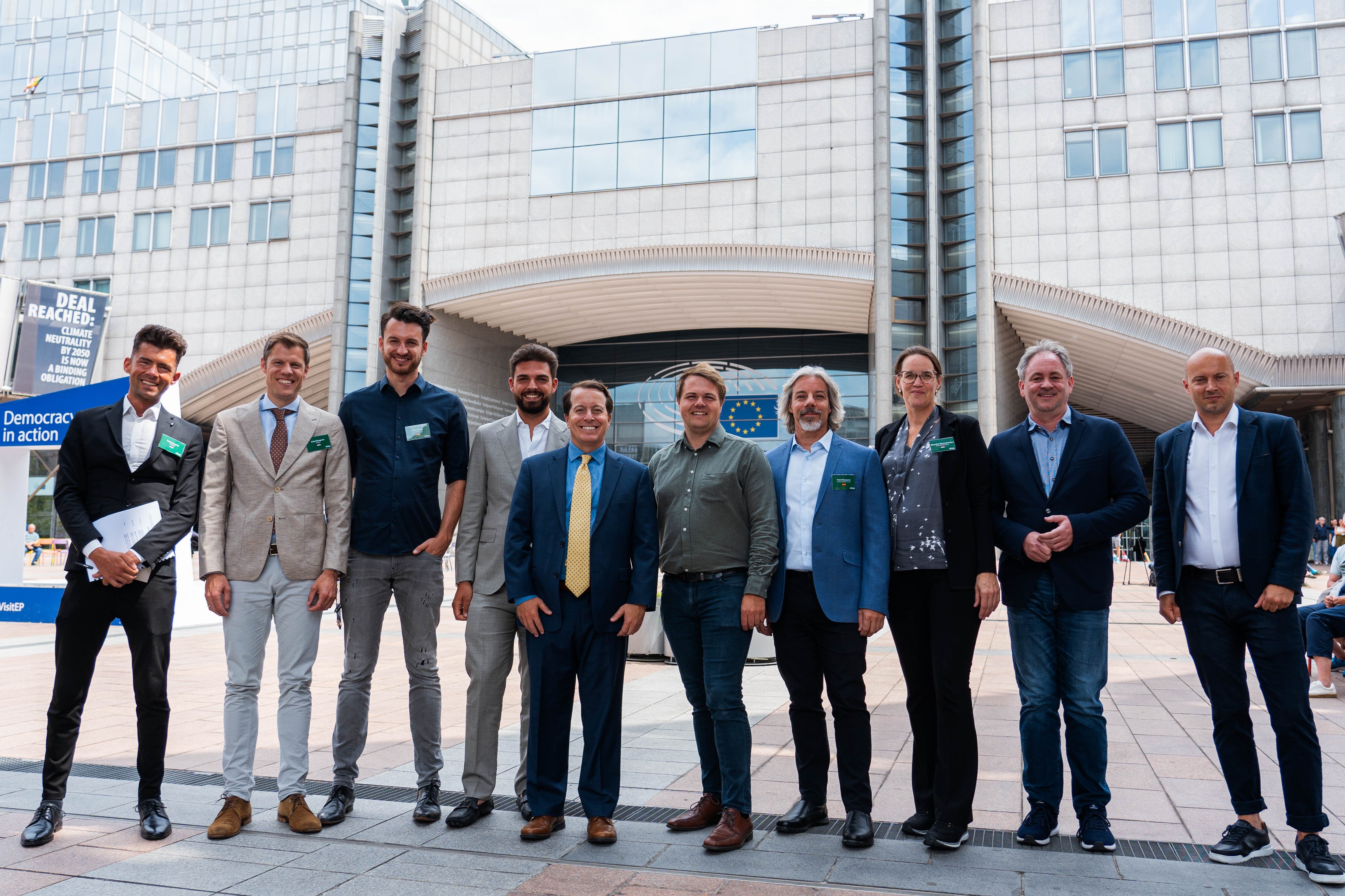 Brussels 2023 Seller Advocacy Day Group Picture - eBay Sellers and eBay CEO in front of EU Parliament in Brussels